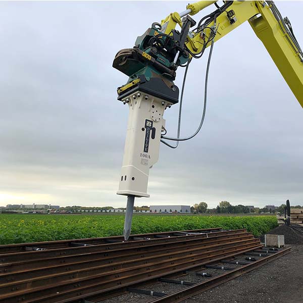 Beilite Hydraulic Breakers – Rock Breakers BLT Series 3